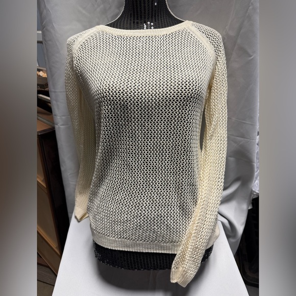BCBG Chic Cream Women's Crew Neck Sweater - Picture 1 of 5